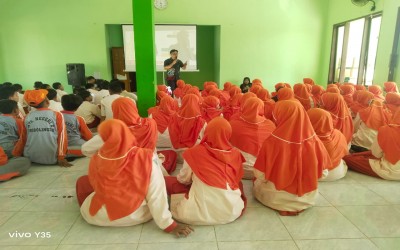 245 Siswa MTsN 2 Probolinggo Ikuti Sosialisasi Ganesha Operation, Bangun Kesadaran Belajar dan Persiapan Prestasi Sejak Dini