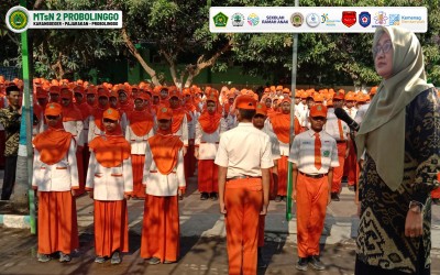 HARI KESAKTIAN PANCASILA: MTsN 2 PROBOLINGGO KUATKAN KARAKTER SISWA MELALUI NILAI PANCASILA