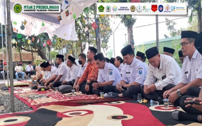 MTsN 2 Probolinggo Hadiri Penutupan PHBN Kecamatan Pajarakan dan Peringatan Maulid Nabi 1448 H