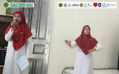 Cinta Nabi, Cinta Negeri: DWP MTsN 2 Probolinggo Semarakkan Maulid Nabi dengan Spirit Kemerdekaan dalam Iman dan Aksi