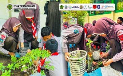 JUM’AT BERSIH MTsN 2 PROBOLINGGO: DARI RUANG KELAS MENUJU MADRASAH ASRI, BERSIH, DAN BERKARAKTER
